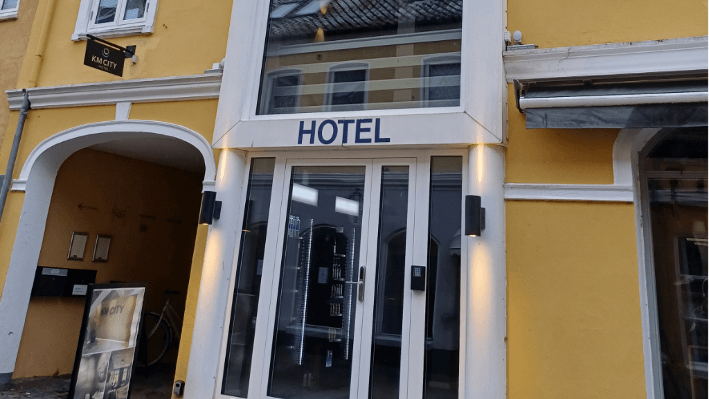 KM City Hotel